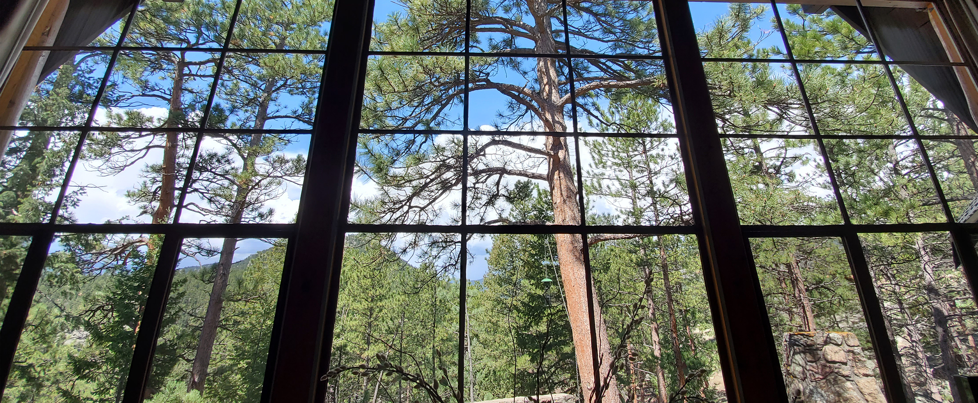 PEAK Window Cleaning, LLC is based in Evergreen, CO and serves the foothills and mountain communities.
